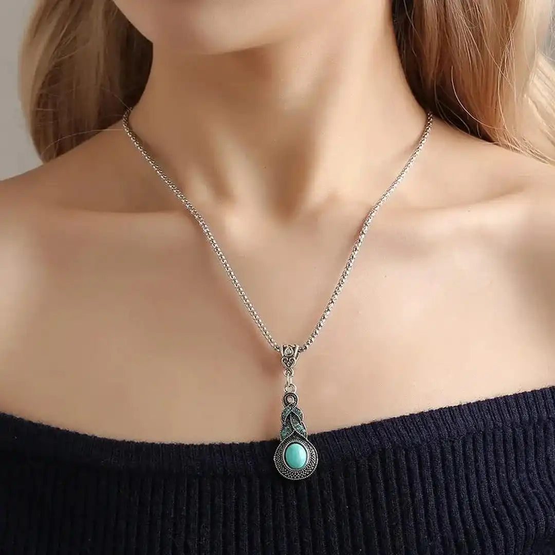 Vintage Turquoise Pendant Necklace and Earrings Set